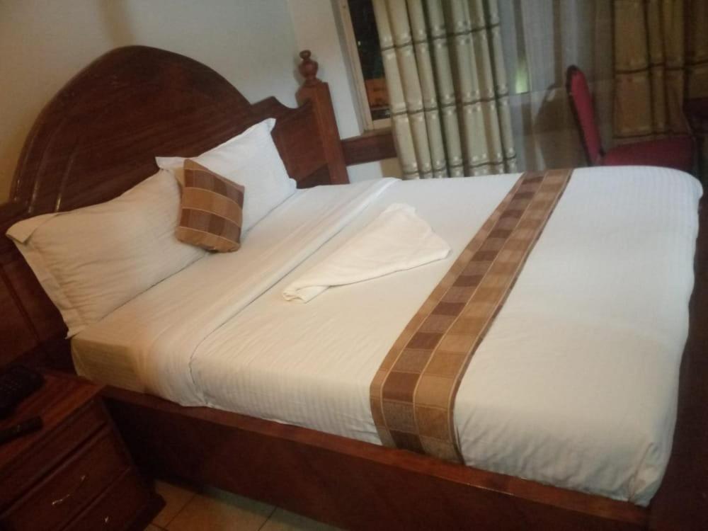 Hotel Sunrise Nairobi Ngoại thất bức ảnh